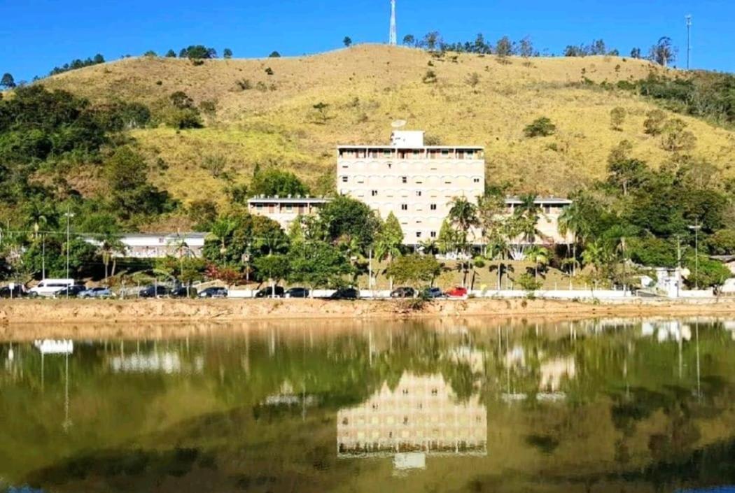 Cavalinho Branco Apartment Águas de Lindóia Exterior foto